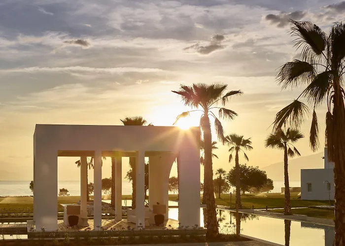 Отель Grecotel Casa Marron